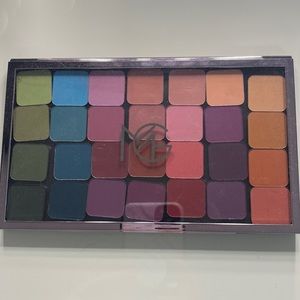 Makeup Geek Matrix Color eyeshadow palette